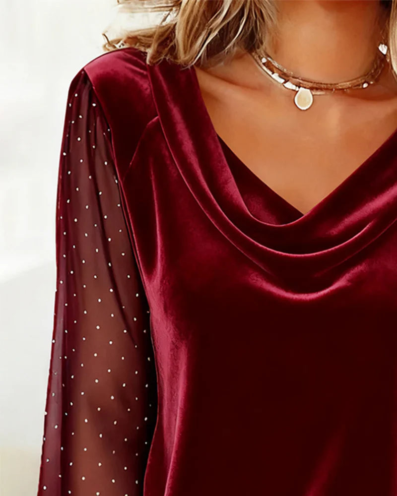 Amelia | Bluse med drapert krage og semi-transparente ermer