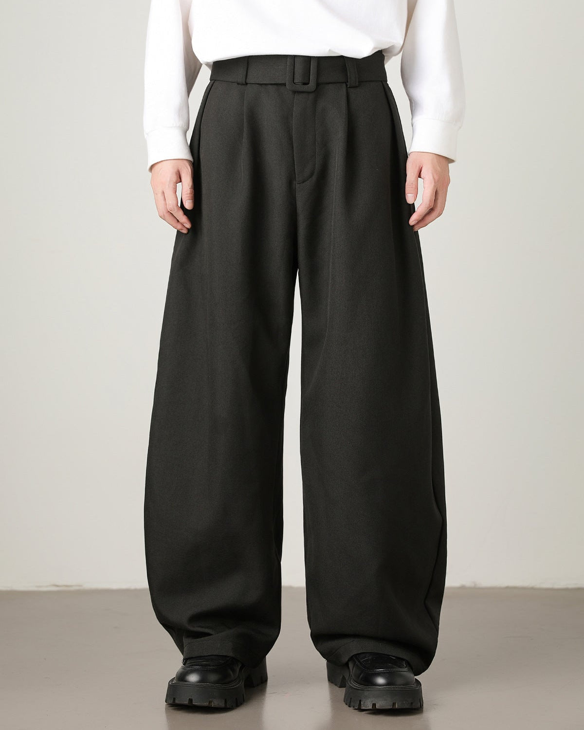 Naud | Faltenhose