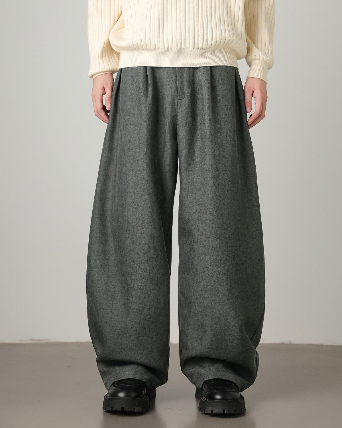 Naud | Faltenhose
