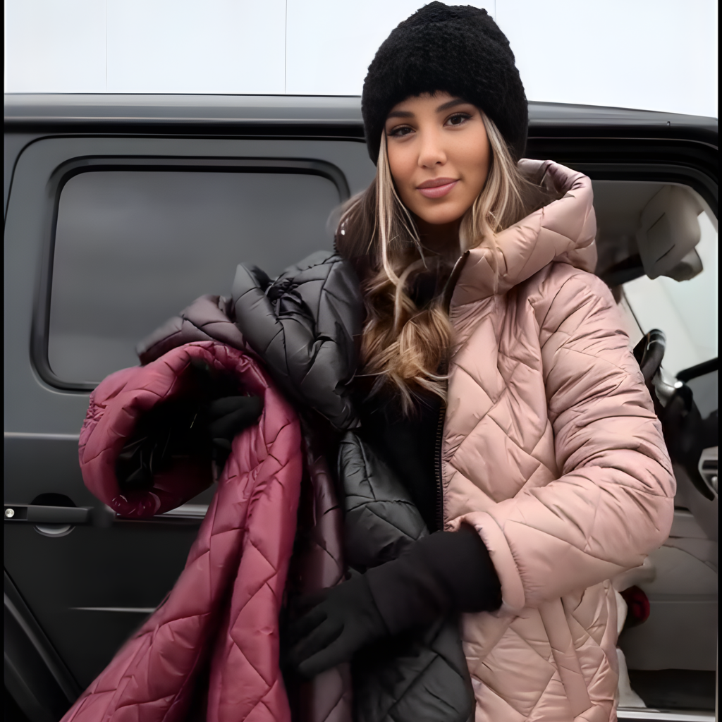 CELINA | Elegant vattert dunjakke i blouson-stil