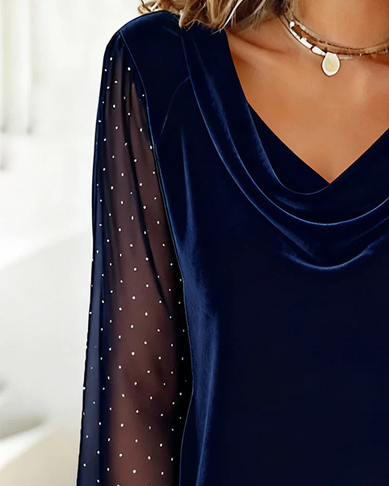 Amelia | Bluse med drapert krage og semi-transparente ermer